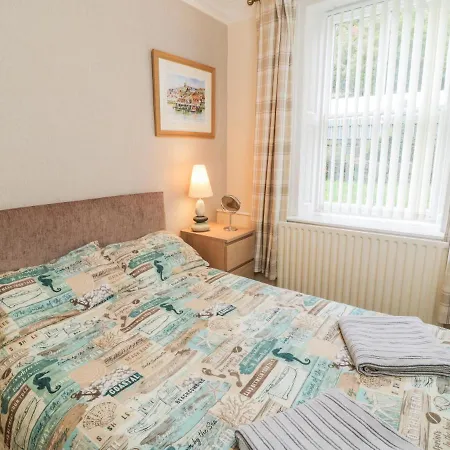 Apartment Hyding Hole Whitby